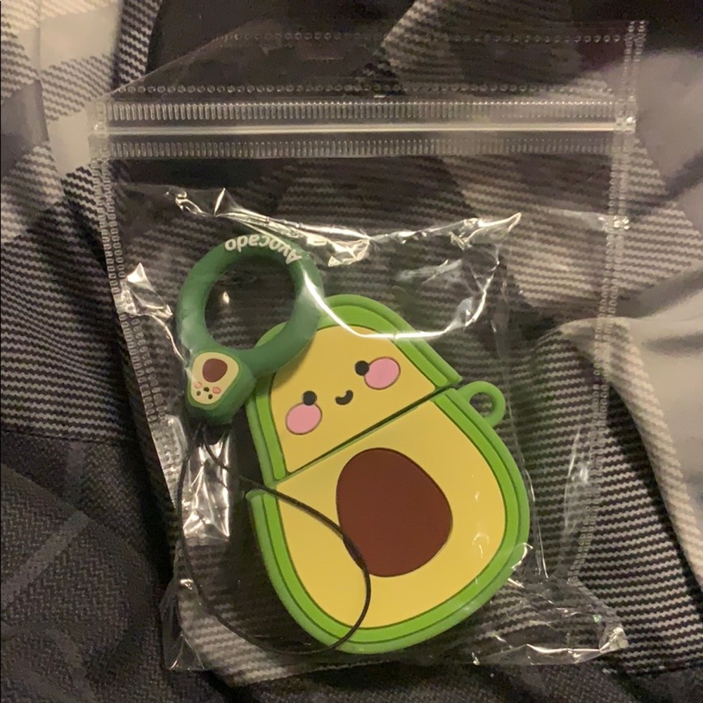 New AirPod case - Picture 2 of 3
